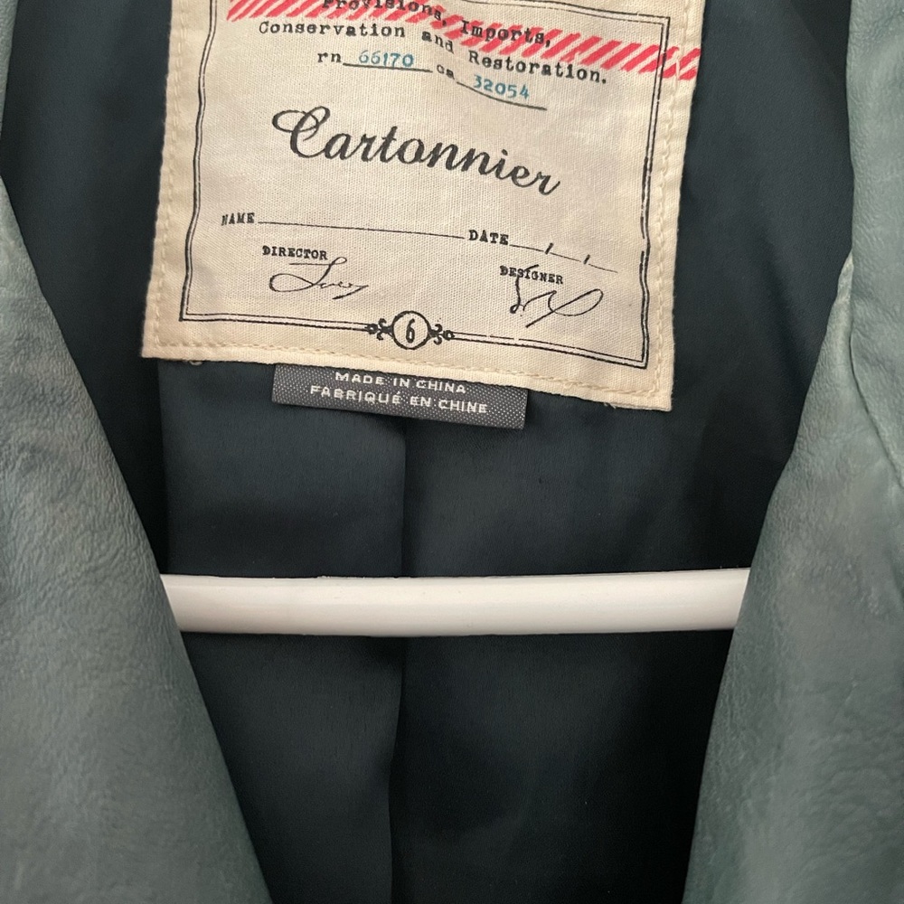 Forest green size 6 or small leather jacket mint condition